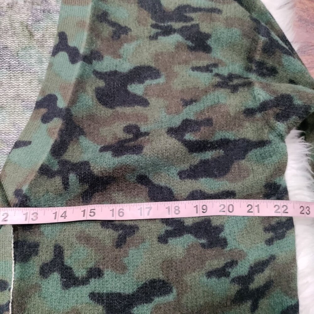 Aqua Cashmere Oversized Green Combo Camouflage Cardigan Sweater Women's Medium - Picture 14 of 16